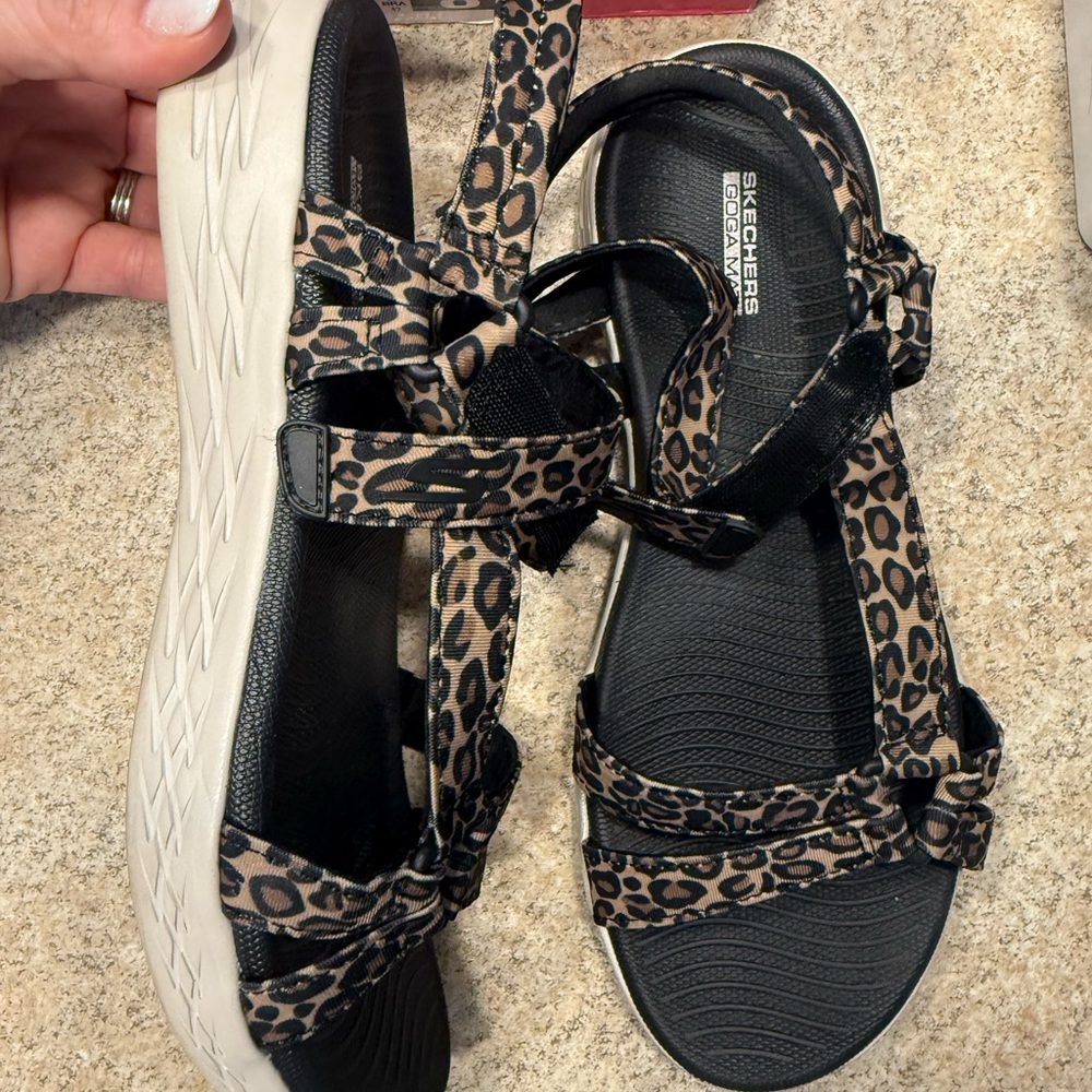 Skechers Women's Black and Tan Leopard Sandals